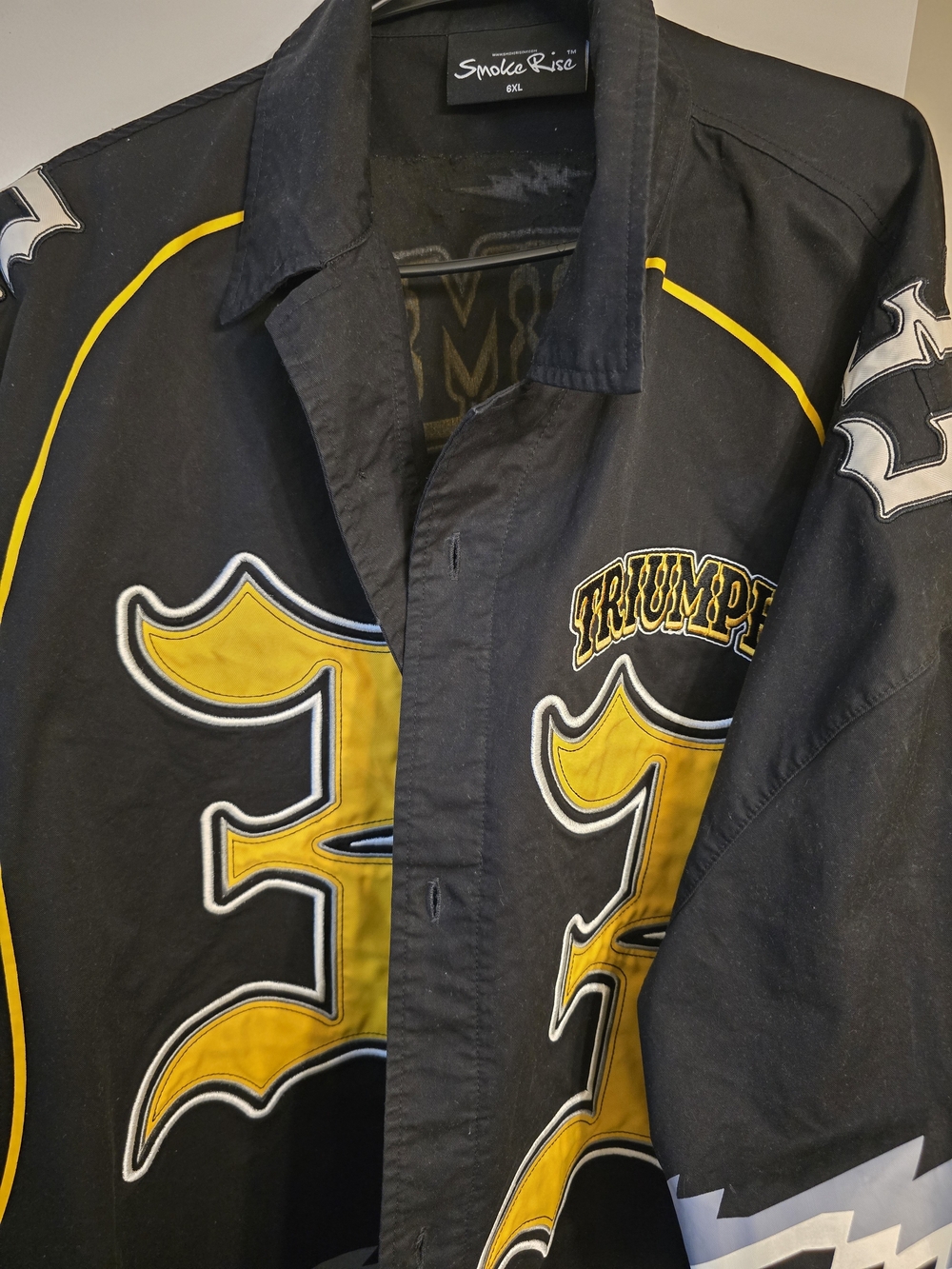 6xl Smoke Rise Black & Yellow Men's Button Down Shirt